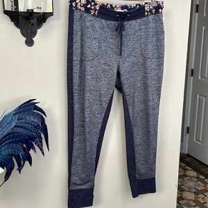 Vera Bradley Sweat Pants L